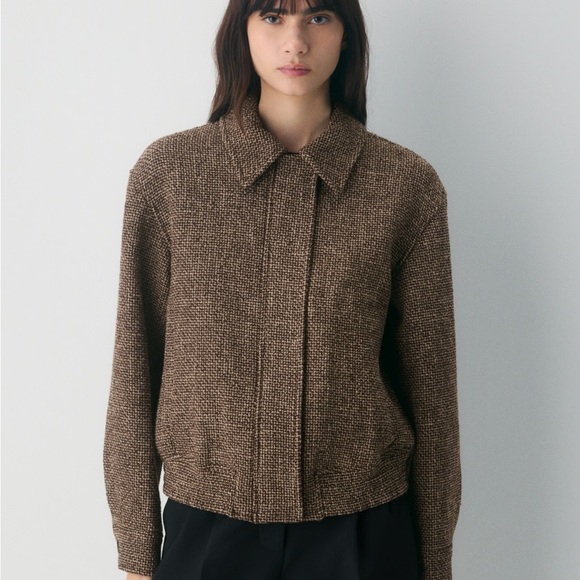 Aritzia Jackets & Blazers - Aritzia Mercury Bomber